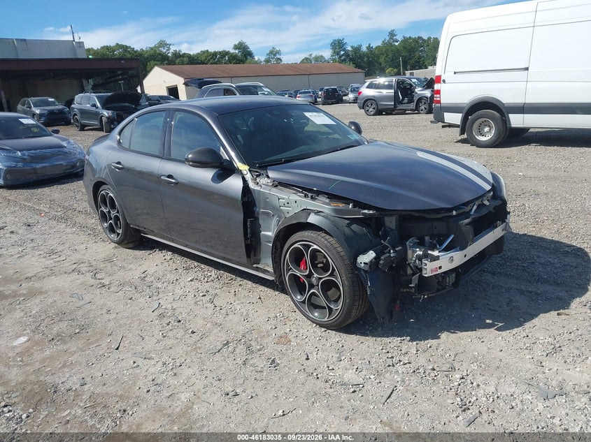 Vin: zarfanbn0r7678321, lot: 46682895, alfa romeo giulia veloce awd 2024 img_1