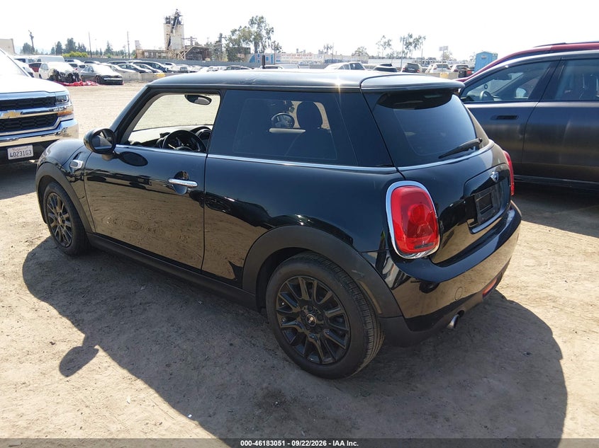 Vin: wmwxp5c31h3c64013, lot: 46682911, mini hardtop cooper 20173