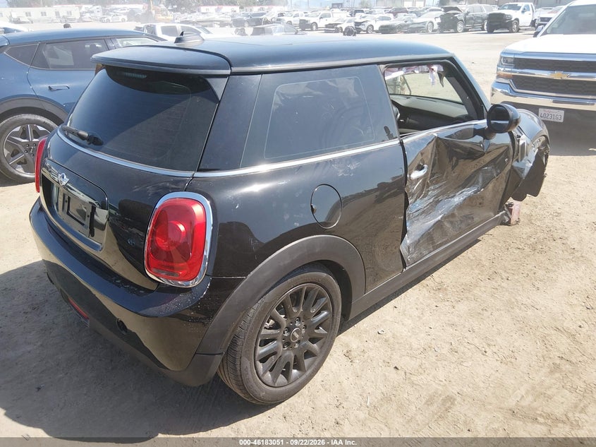 Vin: wmwxp5c31h3c64013, lot: 46682911, mini hardtop cooper 20174