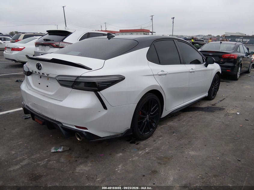 TOYOTA CAMRY - zdjęcie 4