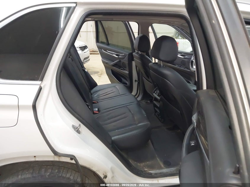 BMW X5 - zdjęcie 8