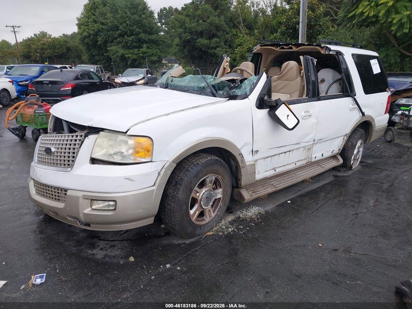 2006 Ford Expedition, Переворот, IAAI, VIN 1FMPU18556LA12494 — фото 2