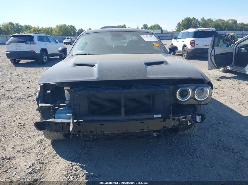 DODGE CHALLENGER - zdjęcie 13
