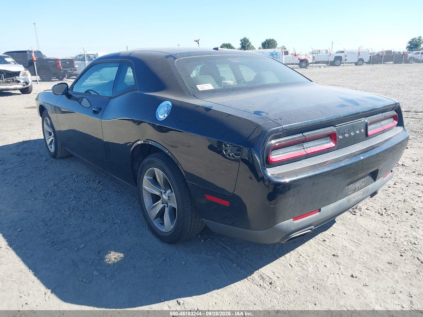 DODGE CHALLENGER - zdjęcie 3