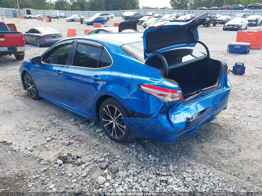 TOYOTA CAMRY - zdjęcie 3