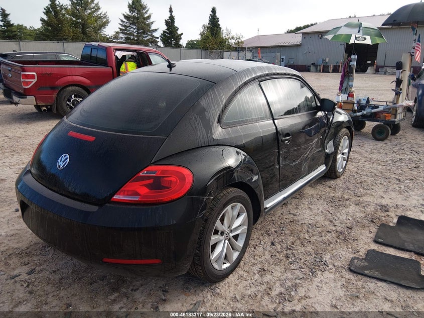 VOLKSWAGEN BEETLE 2013 VIN 3VWJX7AT4DM639662