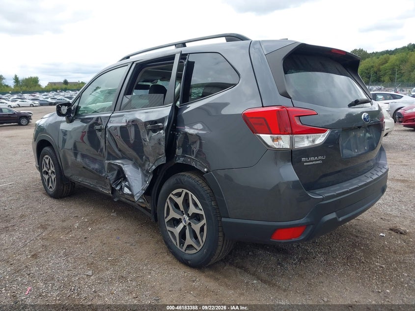 Vin: jf2skajc0lh499083, lot: 46683248, subaru forester premium 20203