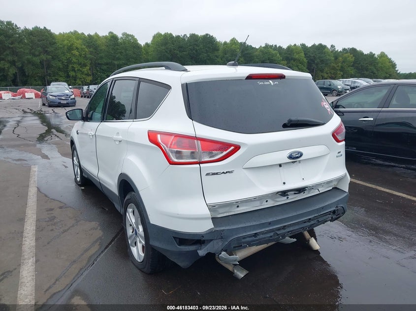 Vin: 1fmcu9gx2fua97272, lot: 46683263, ford escape se 20153