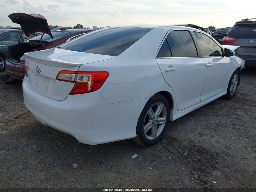 Vin: 4t1bf1fk3eu821580, lot: 46683308, toyota camry se 20144