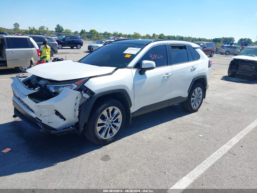 TOYOTA RAV4 - zdjęcie 2