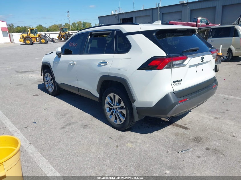 TOYOTA RAV4 - zdjęcie 3
