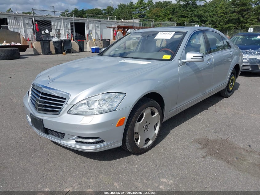 Vin: wddng8gb3ba400158, lot: 46683562, mercedes-benz s 550 4matic 20112