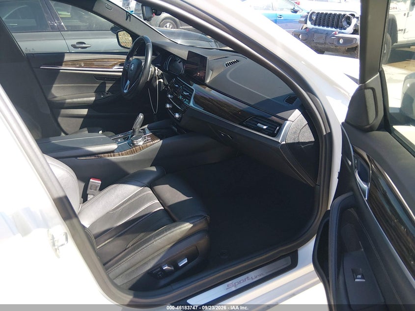 2019 BMW 530I auction photo 5