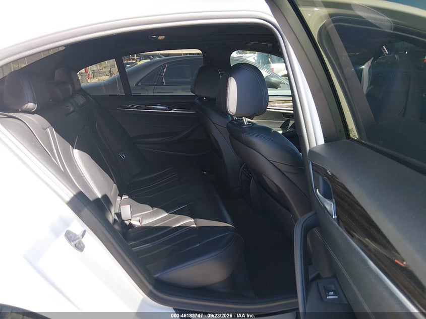 2019 BMW 530I auction photo 8