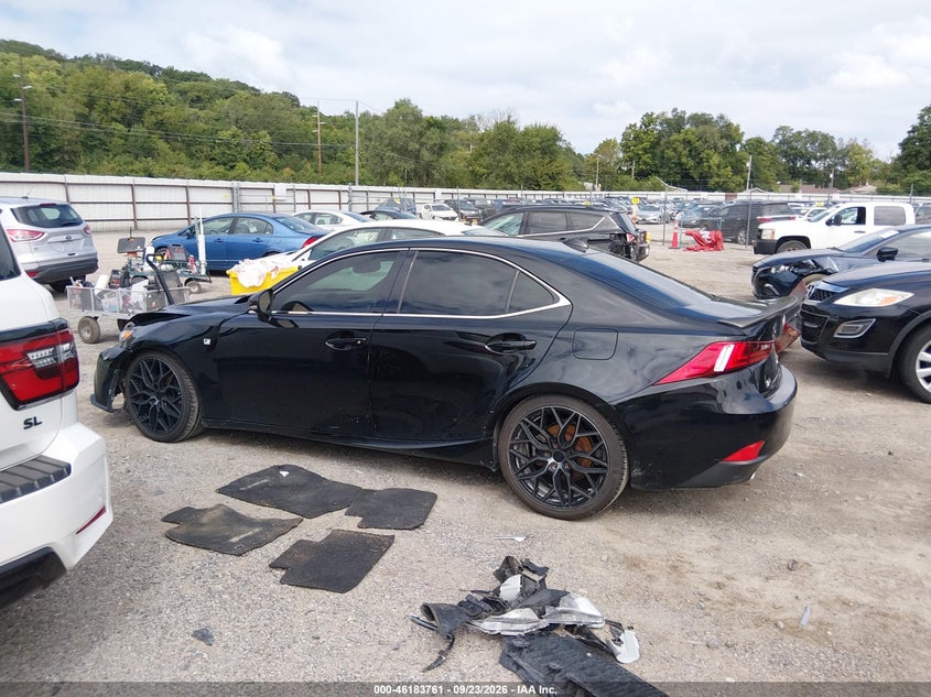 LEXUS IS 250 - zdjęcie 15