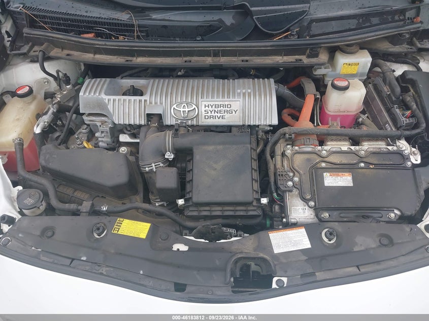 TOYOTA PRIUS - zdjęcie 10