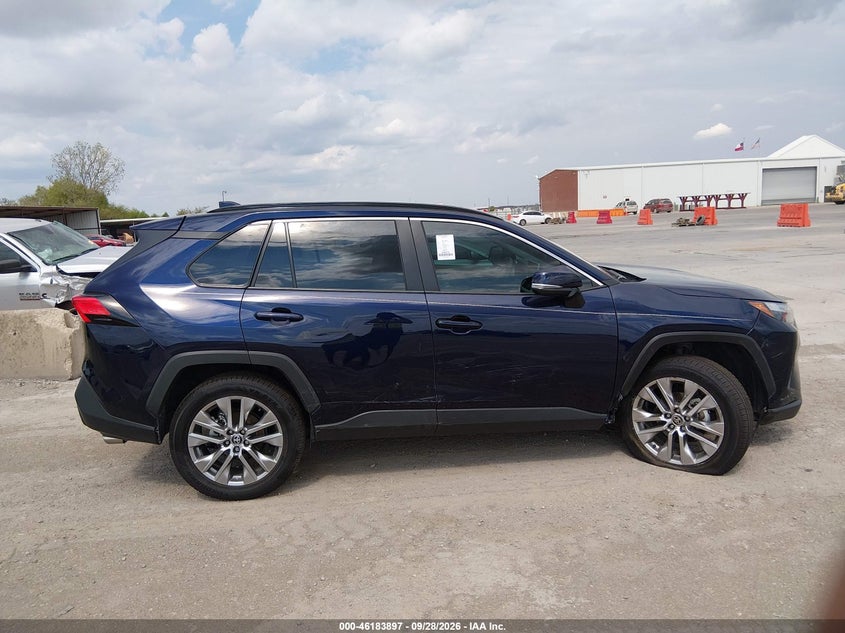 TOYOTA RAV4 - zdjęcie 13
