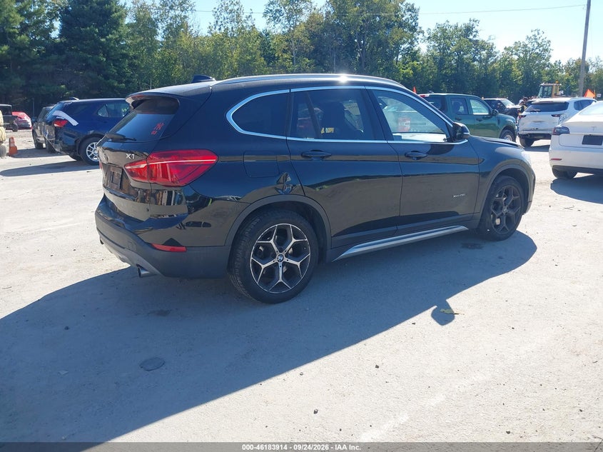 BMW X1 - zdjęcie 4
