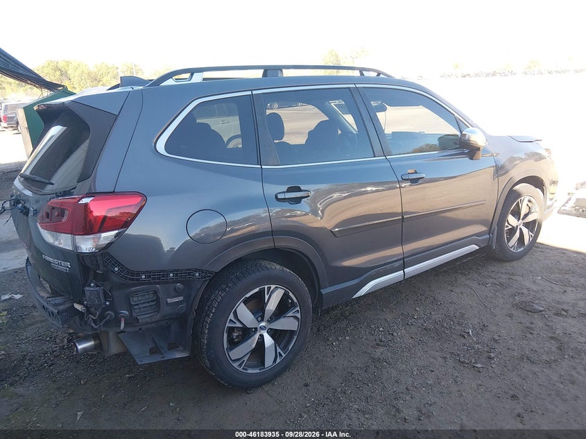 SUBARU FORESTER 2021 VIN JF2SKAXC9MH411494