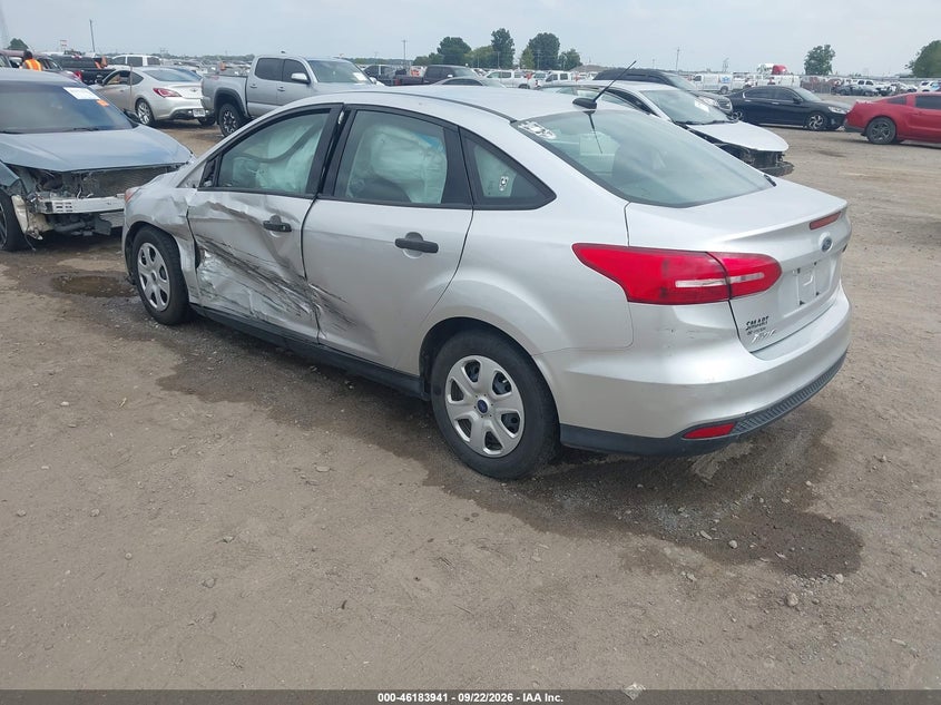 Vin: 1fadp3e22jl256123, lot: 46683801, ford focus s 20183