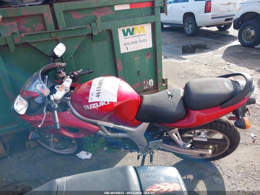 SUZUKI SV650 2001
