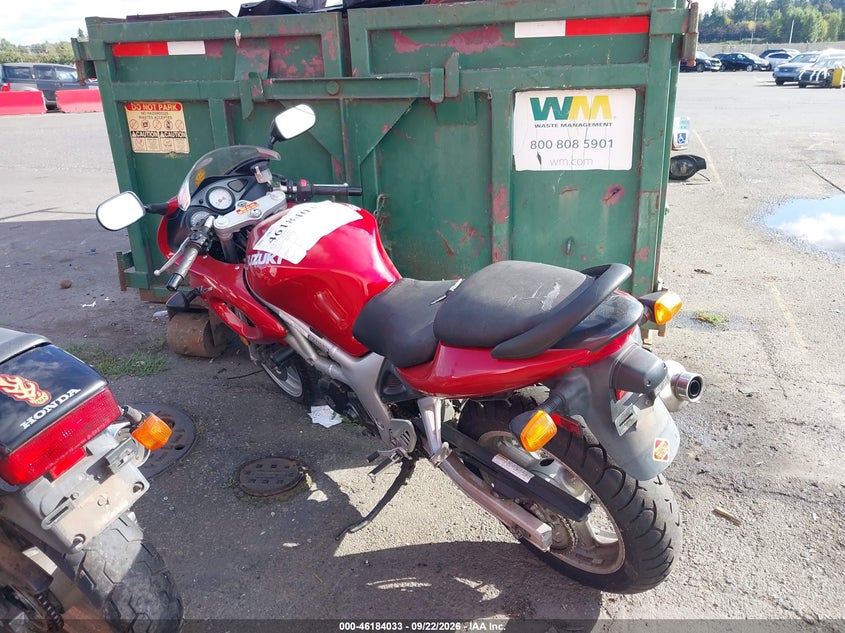 SUZUKI SV650 2001