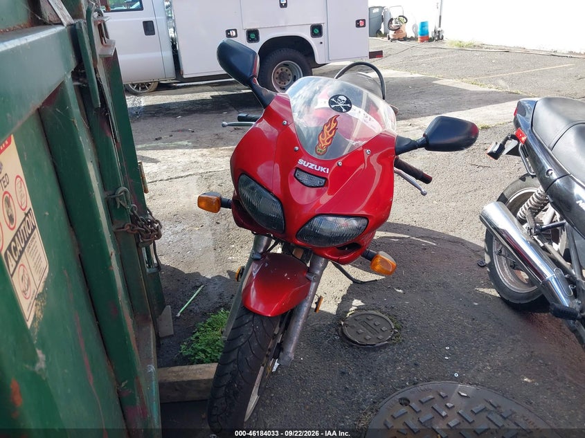 SUZUKI SV650 2001