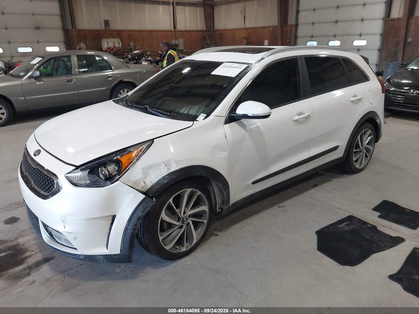 Vin: kndce3lc2h5082852, lot: 46683955, kia niro touring 20172
