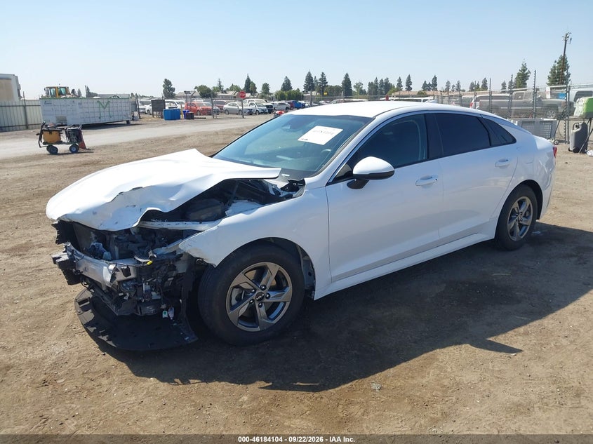 2022 Kia K5 Lxs, Front End, IAAI, VIN 5XXG14J20NG157715 — photo 2