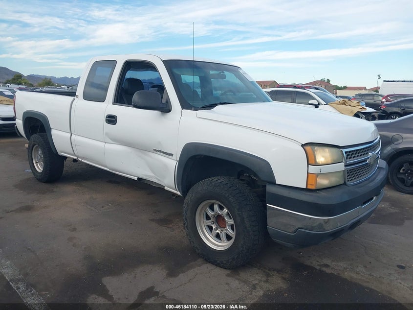 2005 CHEVROLET SILVERADO 2500HD WORK TRUCK