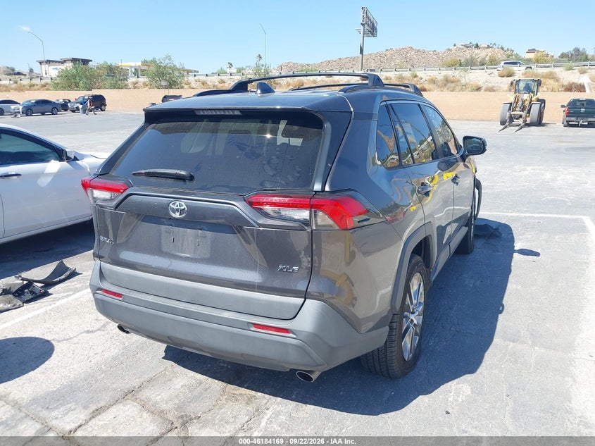 Vin: 2t3c1rfv4mc172214, lot: 46684029, toyota rav4 xle premium 20214