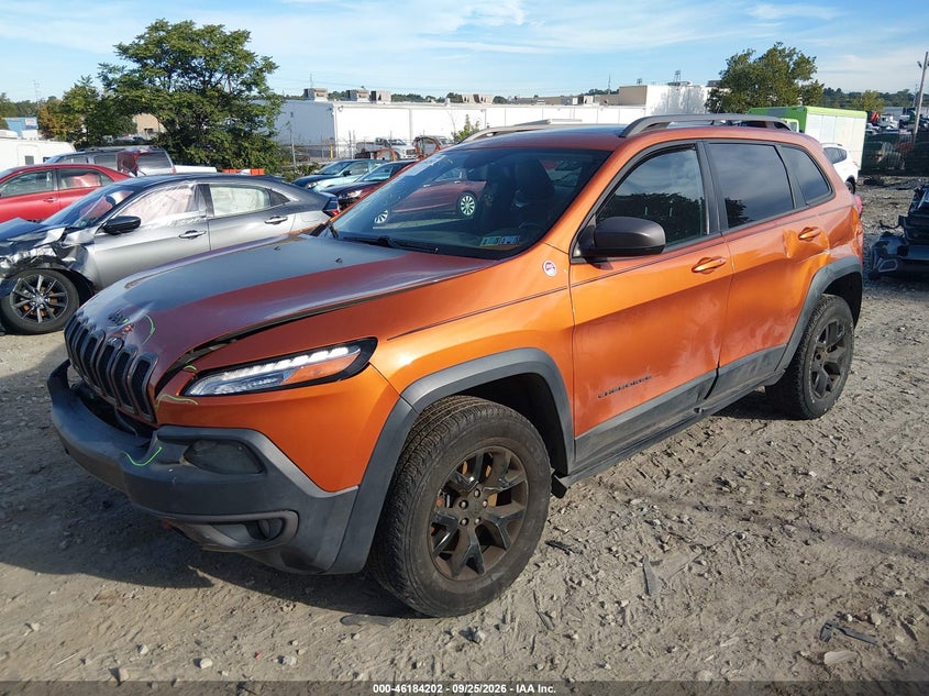2015 Jeep Cherokee, Удар спереду, IAAI, VIN 1C4PJMBS6FW652421 — фото 2