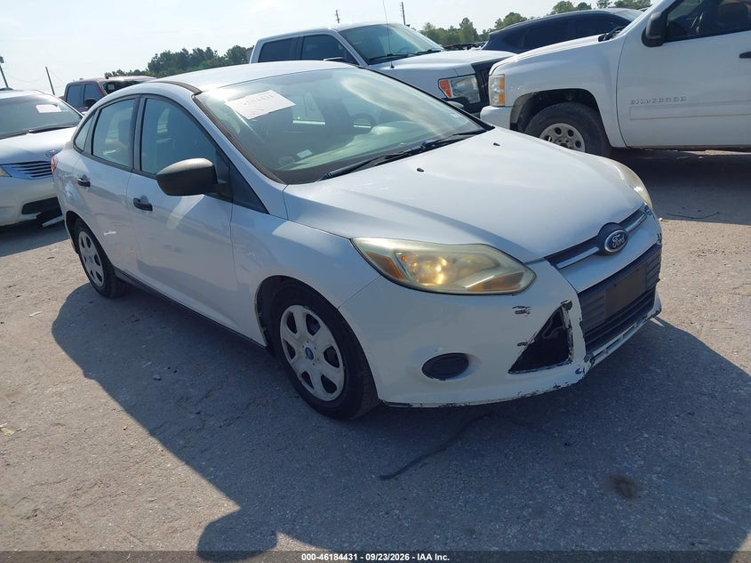 Vin: 1fahp3e27cl237815, lot: 46684291, ford focus s 2012 img_1