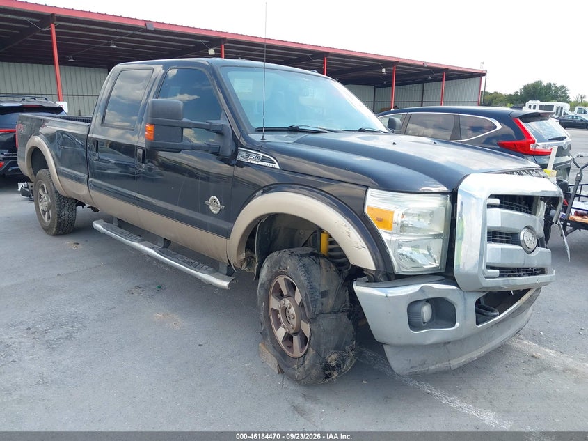 2013 FORD F-350 LARIAT