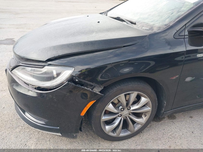 2015 CHRYSLER 200 S · Фото 15