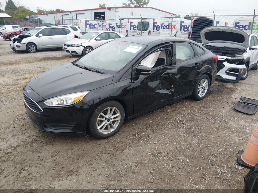 Vin: 1fadp3f21jl235343, lot: 46684368, ford focus se 20182