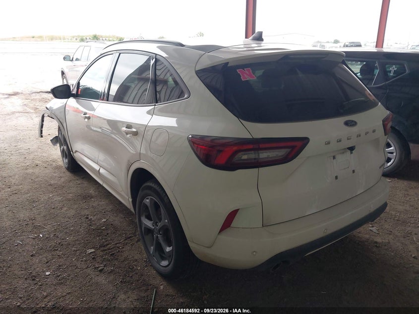 Vin: 1fmcu9mn2pub44465, lot: 46684452, ford escape st-line 20233