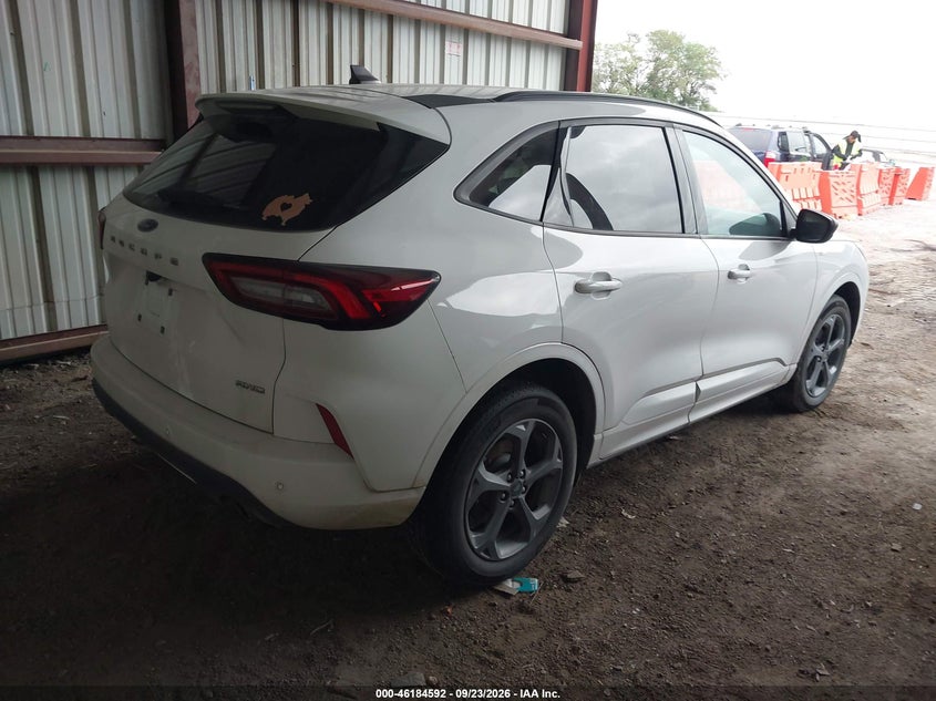 Vin: 1fmcu9mn2pub44465, lot: 46684452, ford escape st-line 20234