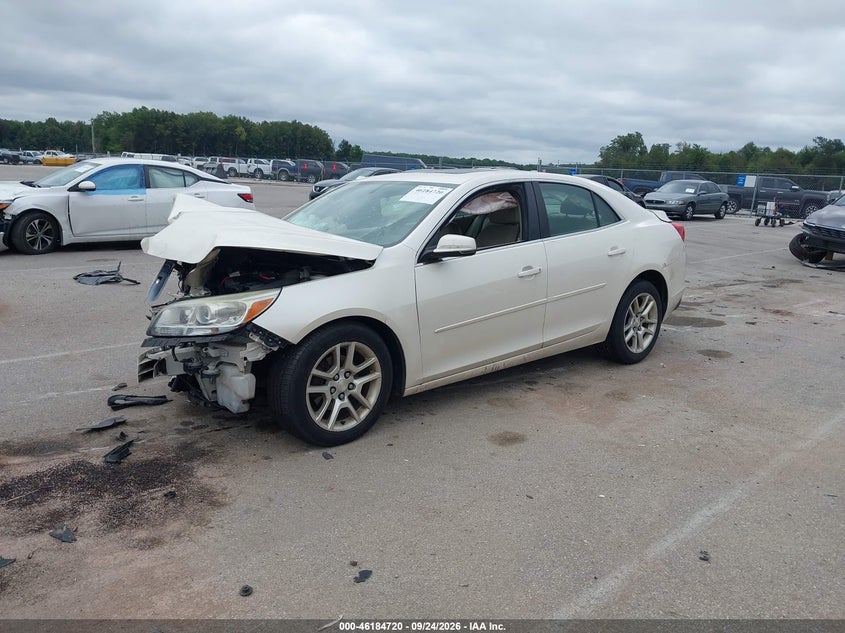 2013 CHEVROLET MALIBU 1LT · Фото 2