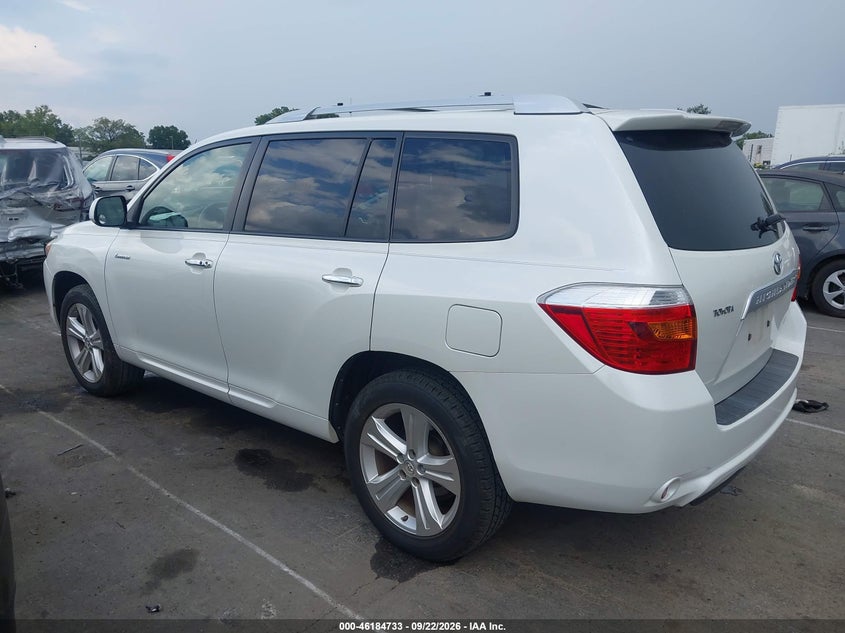 Photo 14 - TOYOTA HIGHLANDER
