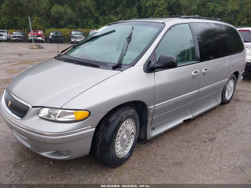 1997 Chrysler Town & Country, Звичайний знос, IAAI, VIN 1C4GP54L9VB202603 — фото 2