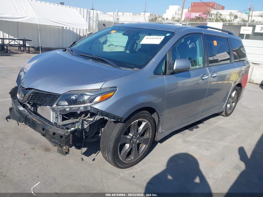 Vin: 5tdxz3dc3js925137, lot: 46684824, toyota sienna se 8 passenger 20182