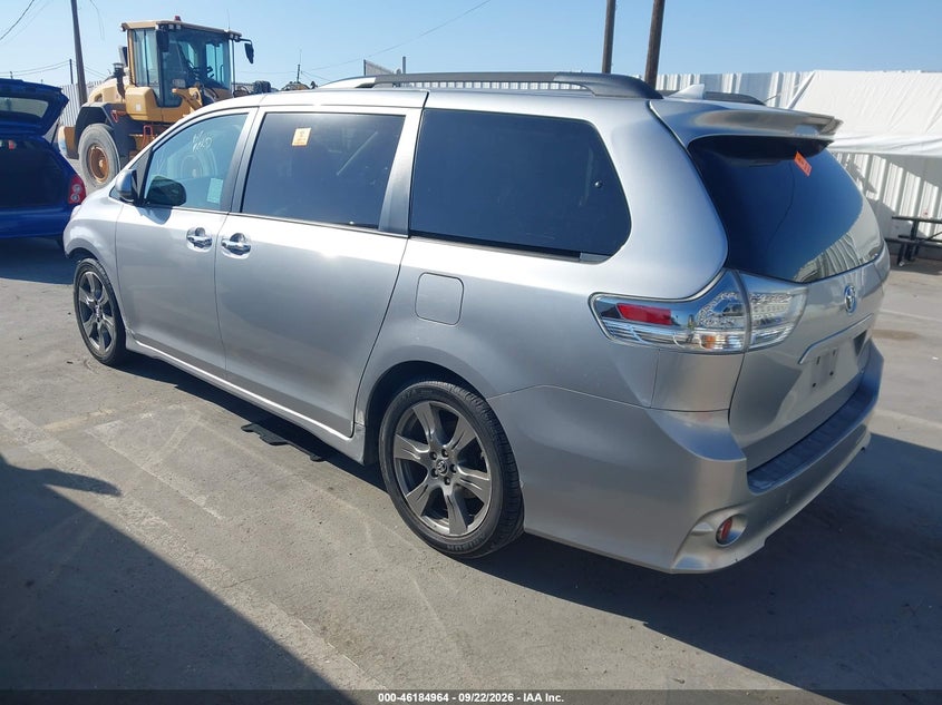 Vin: 5tdxz3dc3js925137, lot: 46684824, toyota sienna se 8 passenger 20183