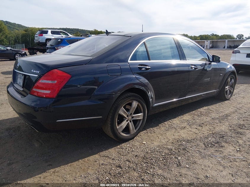 Vin: wddng9eb0ca451174, lot: 46684883, mercedes-benz s 550 4matic 20124