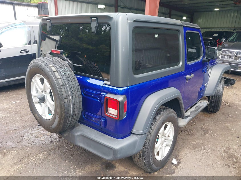 Фото 4 - JEEP WRANGLER