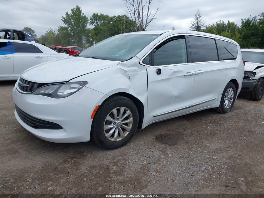 2018 Chrysler Pacifica, Лівий перед, IAAI, VIN 2C4RC1CG9JR171396 — фото 2