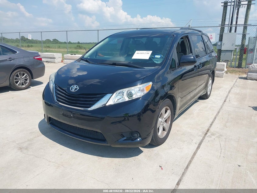 Vin: 5tdkk3dc4fs674893, lot: 46685090, toyota sienna le 8 passenger 20152