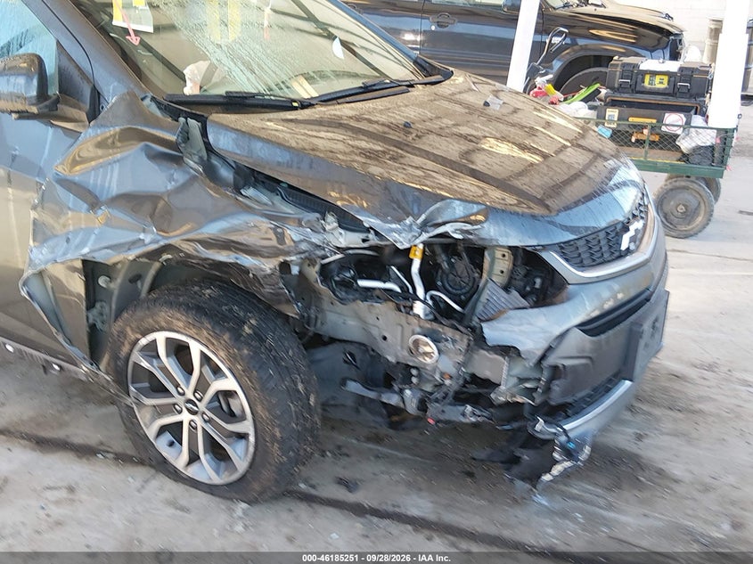 CHEVROLET SONIC 2018 VIN 1G1JD6SG6J4107899