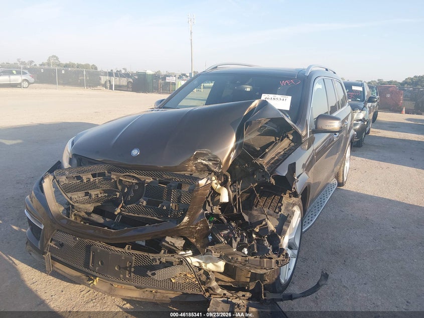Vin: 4jgdf7de2fa500058, lot: 46685201, mercedes-benz gl 550 4matic 20152