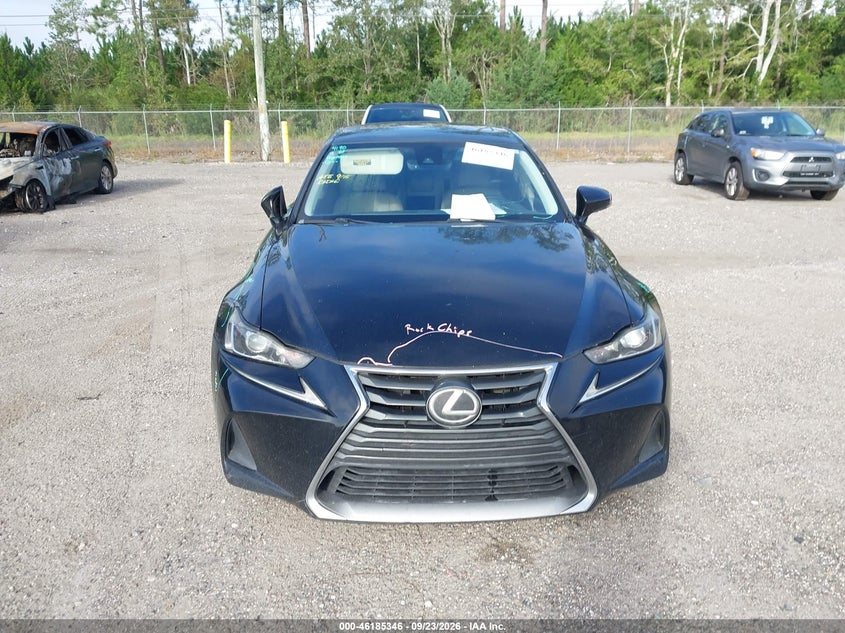 LEXUS IS 200T - zdjęcie 12